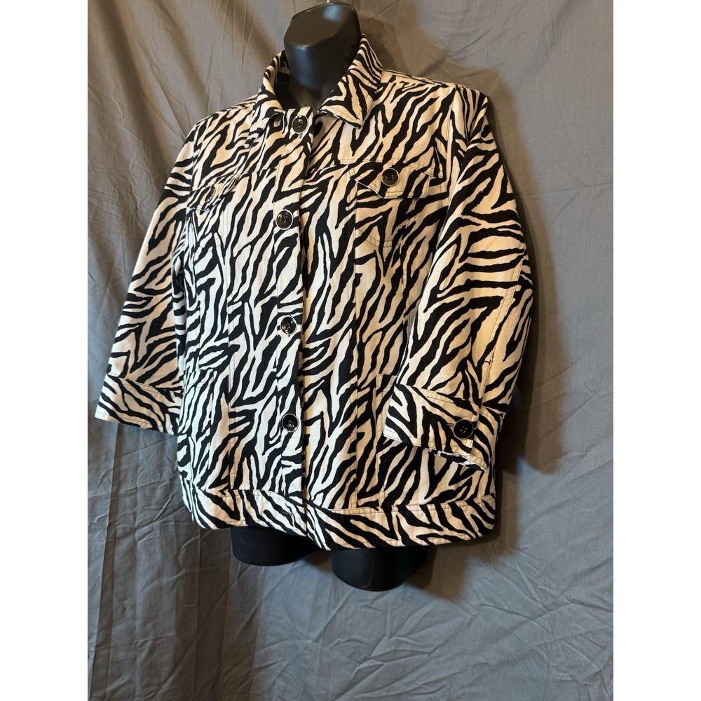 Chico's  Women's Size 2 (Ladies‎ 12) Zebra Black & White Print Jacket Button Up - Picture 10 of 14